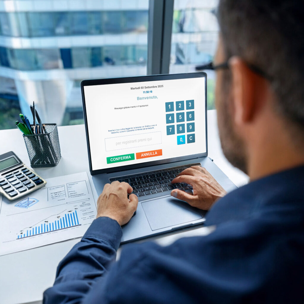 Stampista che utilizza chiosco rilevazione presenze GeStampi